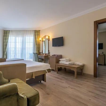Grand Yazıcı Club Palace Resort 5*