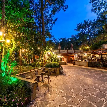 Semesteranläggning (resort) Grand Yazici Club Palace İçmeler