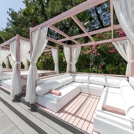 Grand Yazici Club Palace İçmeler