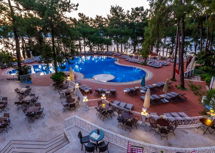Grand Yazici Club Marmaris Palace 4* İçmeler