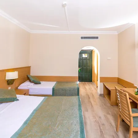 Grand Yazici Club Marmaris Palace 4* İçmeler